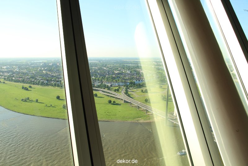duesseldorf-medienhafen-rheinturm-aussicht-014