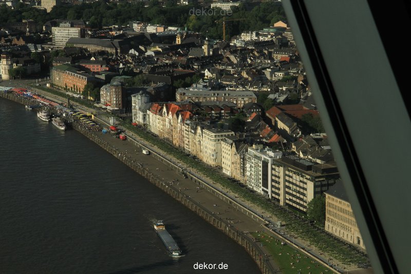 duesseldorf-medienhafen-rheinturm-aussicht-023