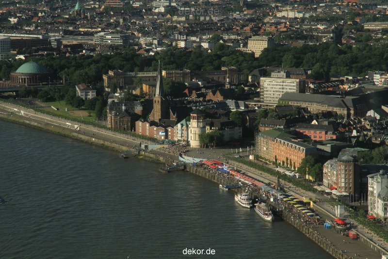 duesseldorf-medienhafen-rheinturm-aussicht-024