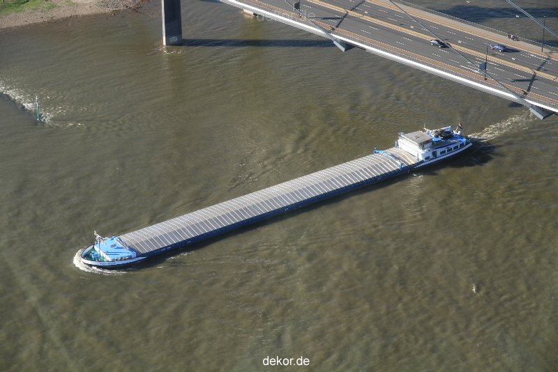 duesseldorf-medienhafen-rheinturm-aussicht-041
