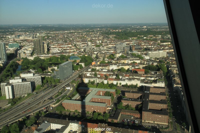 duesseldorf-medienhafen-rheinturm-aussicht-050