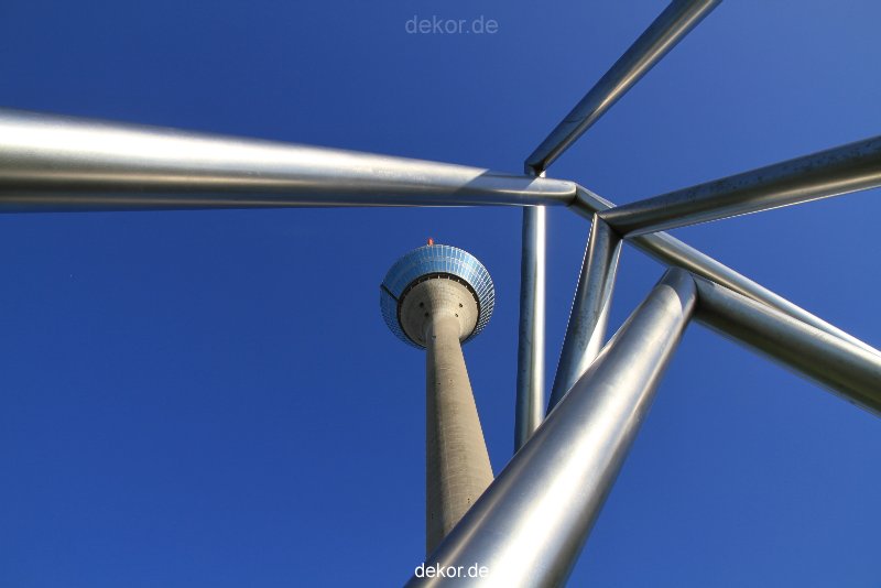 duesseldorf-medienhafen-rheinturm-015
