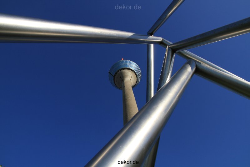 duesseldorf-medienhafen-rheinturm-016