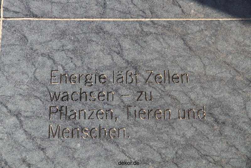 duesseldorf-medienhafen-rheinturm-025