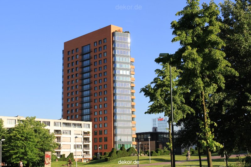 duesseldorf-medienhafen-rheinturm-046
