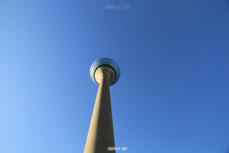 duesseldorf-medienhafen-rheinturm-055
