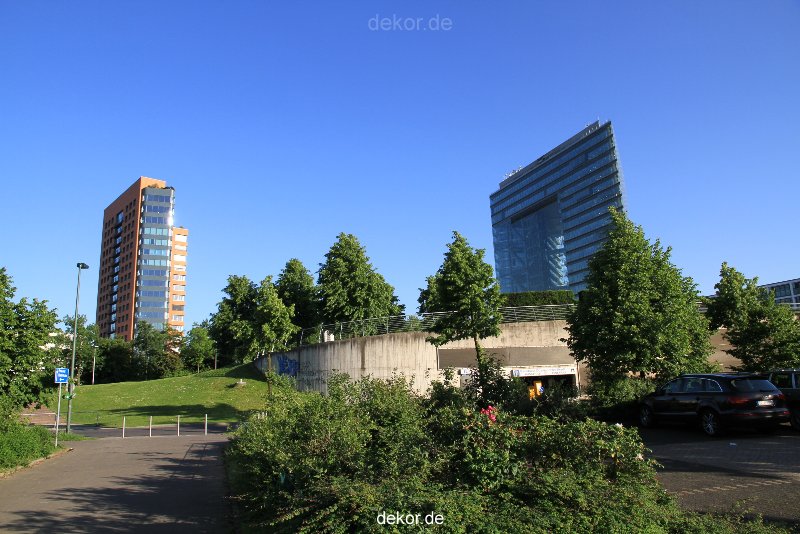 duesseldorf-medienhafen-rheinturm-058