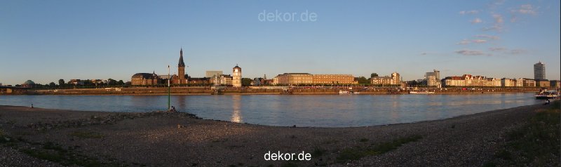 duesseldorf-altstadt-rheinpromenade-panorama-007