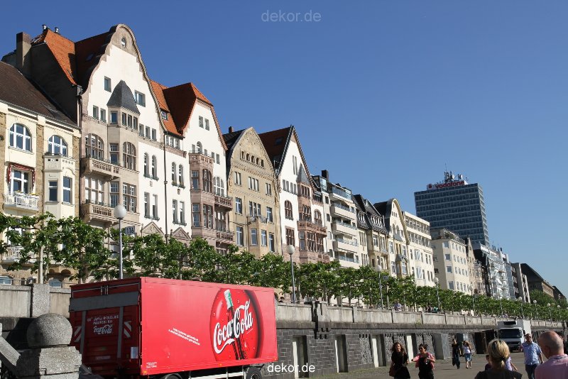 duesseldorf-altstadt-rheinpromenade2-005