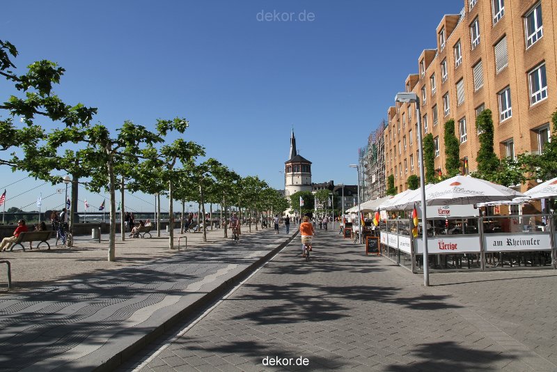 duesseldorf-altstadt-schlossturm-001