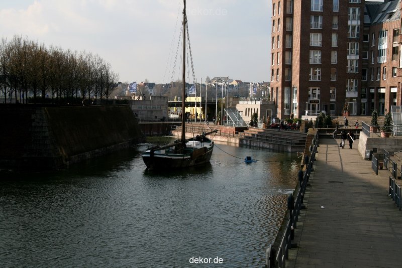 duesseldorf-altstadt-alter-hafen-008
