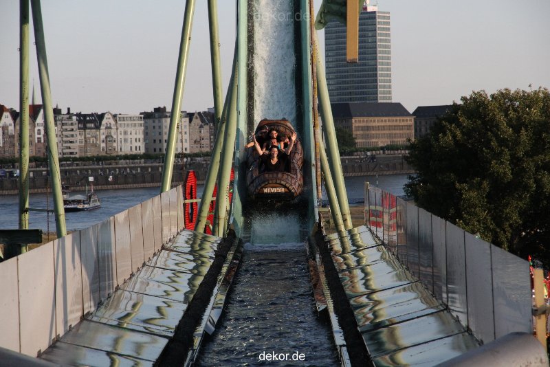 duesseldorf-rheinwiesen-kirmes-2010-007