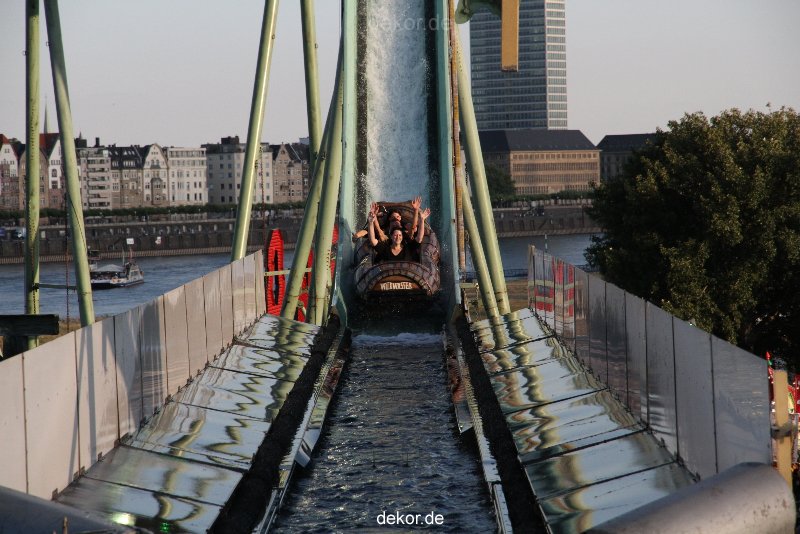 duesseldorf-rheinwiesen-kirmes-2010-008