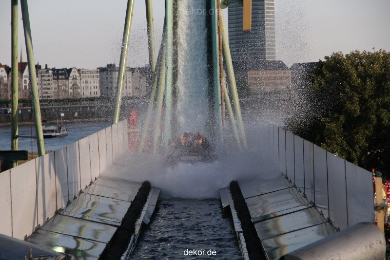 duesseldorf-rheinwiesen-kirmes-2010-010