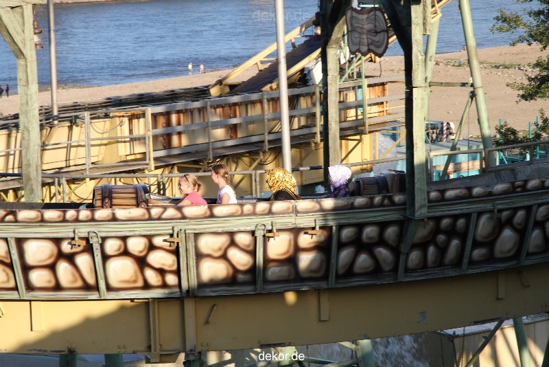 duesseldorf-rheinwiesen-kirmes-2010-015