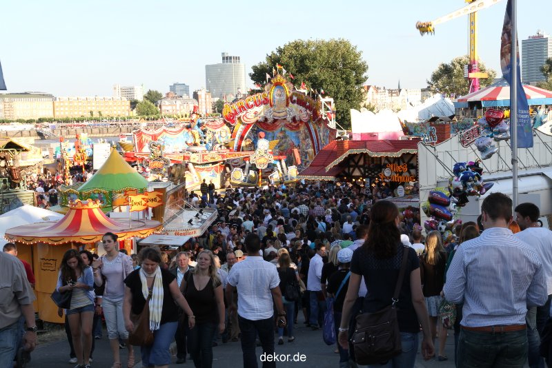 duesseldorf-rheinwiesen-kirmes-2010-027