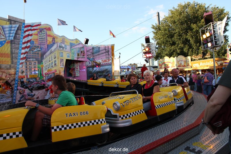 duesseldorf-rheinwiesen-kirmes-2010-057