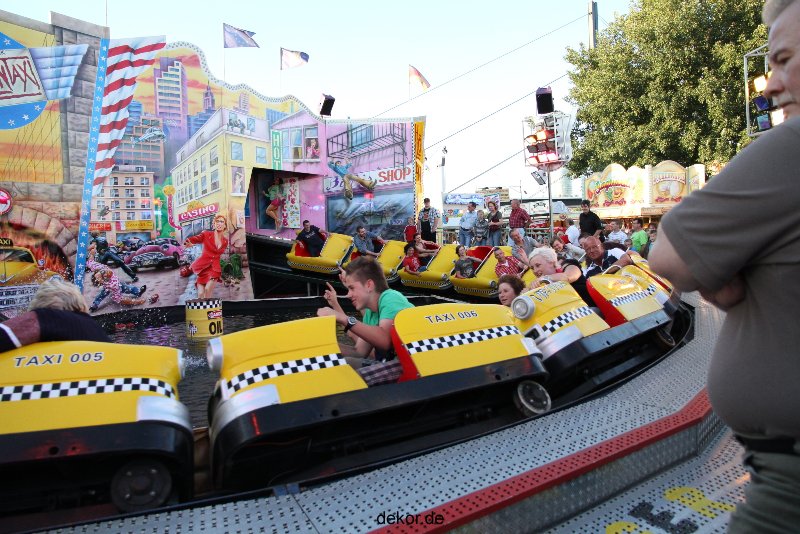 duesseldorf-rheinwiesen-kirmes-2010-063