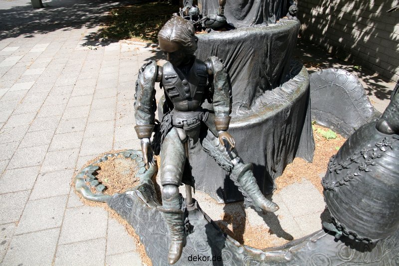 neuss-innenstadt-skulptur-009
