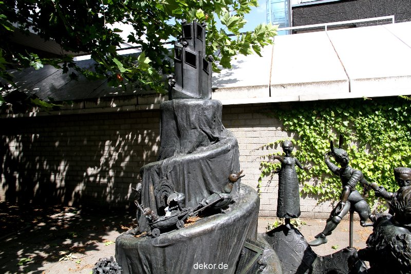 neuss-innenstadt-skulptur-013