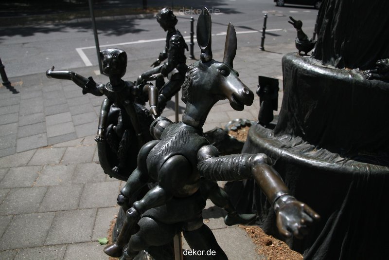 neuss-innenstadt-skulptur-025