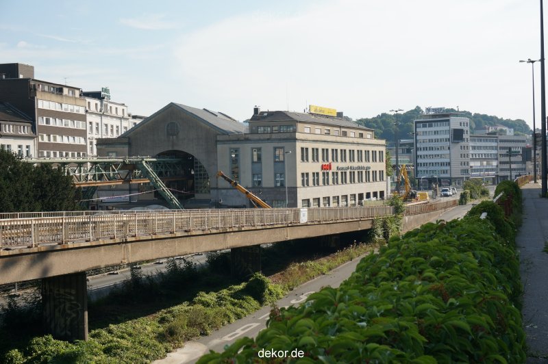 wuppertal-doeppersberg-umbau-busauffahrt-abriss-1-007