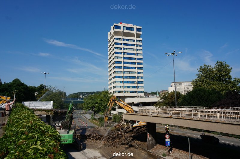 wuppertal-doeppersberg-umbau-busauffahrt-abriss-2-045