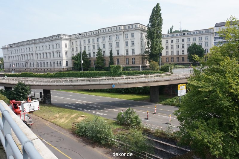 wuppertal-doeppersberg-umbau-busauffahrt-stillgelegt-001