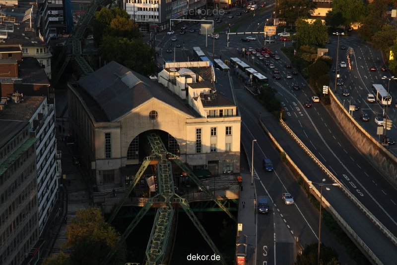 wuppertal-doeppersberg-umbau-von-oben-2011-abend-001