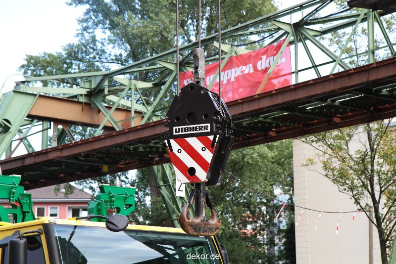 wuppertal-schwebebahnumbau-umbau-landgericht1-180