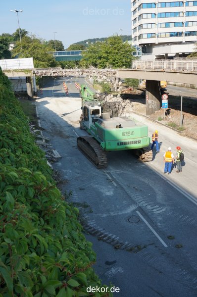 wuppertal-doeppersberg-abriss-busauffahrt-175