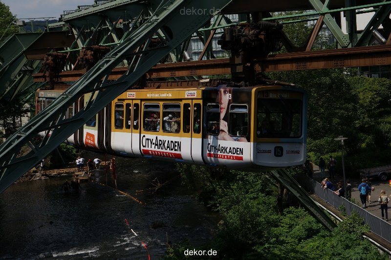 wuppertal-entenrennen-012