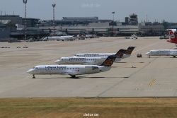 duesseldorf-flughafen-flughafen-flugzeuge-1-010