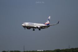 duesseldorf-flughafen-flughafen-flugzeuge-1-013