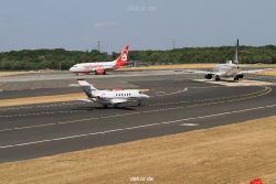 duesseldorf-flughafen-flughafen-flugzeuge-1-051