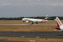 duesseldorf-flughafen-flughafen-flugzeuge-1-075