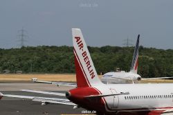 duesseldorf-flughafen-flughafen-flugzeuge-1-081
