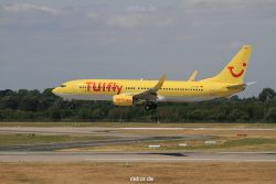 duesseldorf-flughafen-flughafen-flugzeuge-1-090