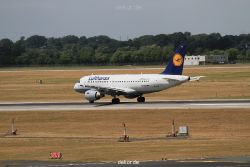 duesseldorf-flughafen-flughafen-flugzeuge-1-124