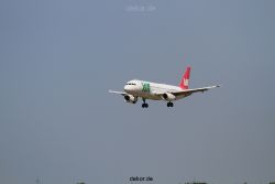 duesseldorf-flughafen-flughafen-flugzeuge-1-127