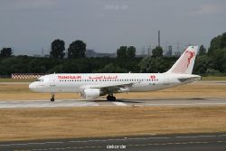 duesseldorf-flughafen-flughafen-flugzeuge-1-143