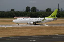 duesseldorf-flughafen-flughafen-flugzeuge-1-175