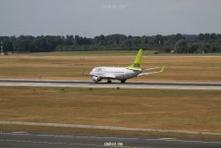 duesseldorf-flughafen-flughafen-flugzeuge-1-180