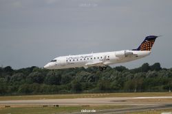 duesseldorf-flughafen-flughafen-flugzeuge-1-215