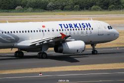 duesseldorf-flughafen-flughafen-flugzeuge-1-250