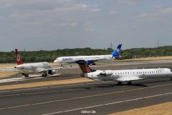 duesseldorf-flughafen-flughafen-flugzeuge-2-007