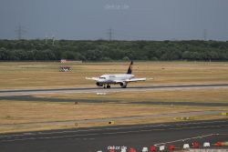 duesseldorf-flughafen-flughafen-flugzeuge-2-052