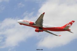 duesseldorf-flughafen-flughafen-flugzeuge-2-075