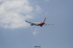 duesseldorf-flughafen-flughafen-flugzeuge-2-080