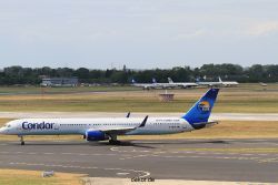duesseldorf-flughafen-flughafen-flugzeuge-2-086